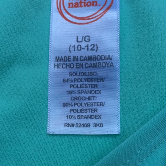 Bikini - Picture 3 of 3